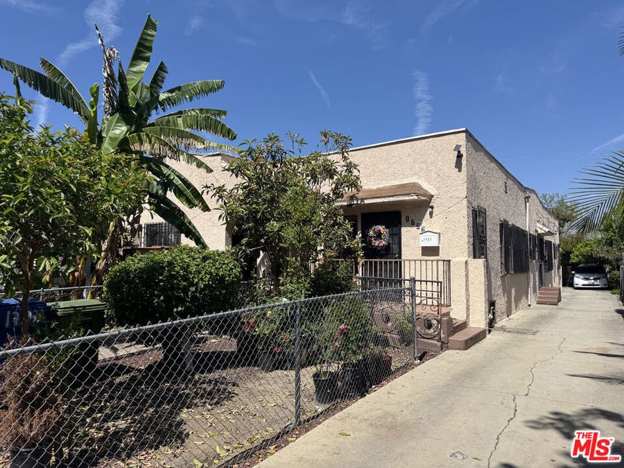 Property photo for 1737 W 37th Drive, Los Angeles, CA
