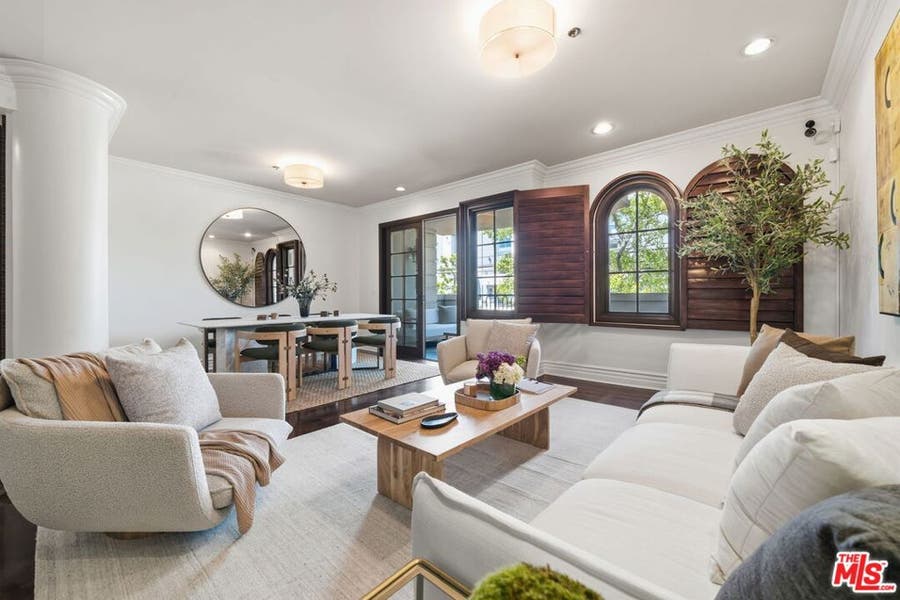 Property photo for 850 N Croft Avenue, #202, West Hollywood, CA
