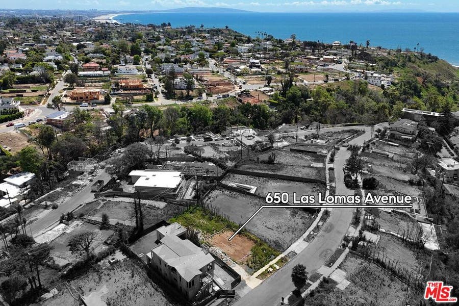 Property photo for 650 Las Lomas Avenue, Pacific Palisades, CA