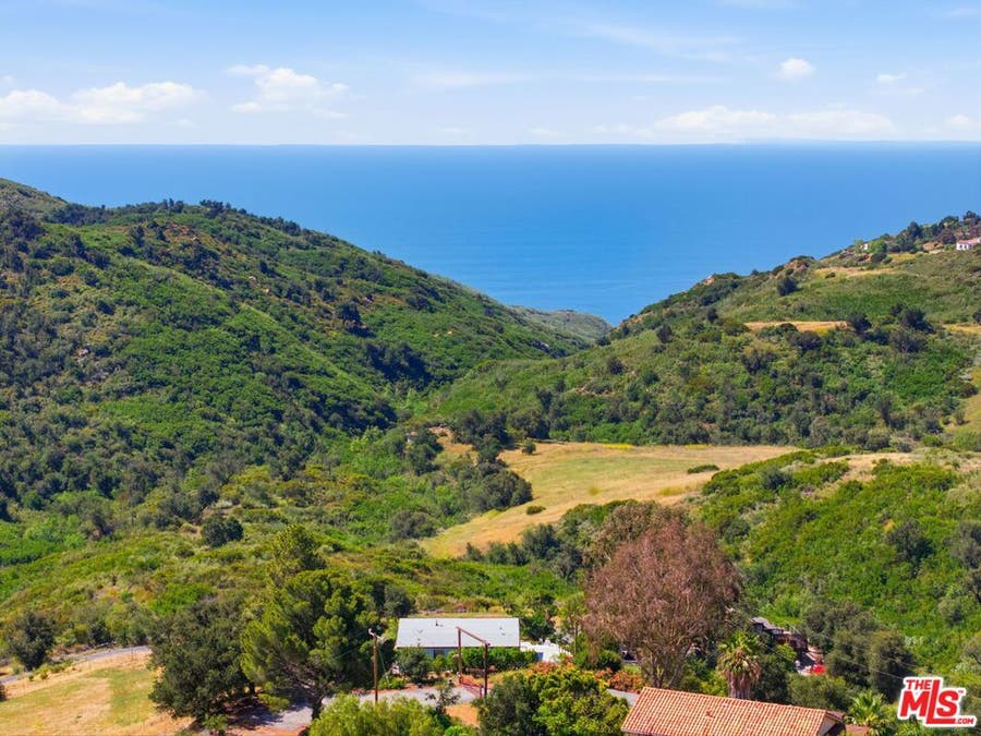 Property photo for 3065 S S Foose Road, Malibu, CA