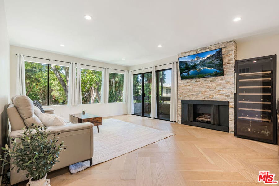 Property photo for 950 N Kings Road, #216, West Hollywood, CA