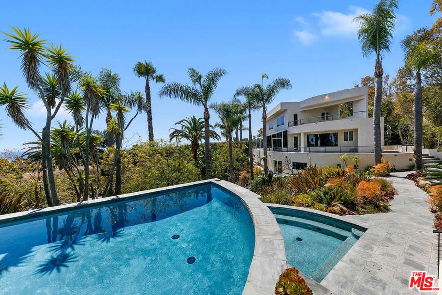 Property photo for 28177 Rey De Copas Lane, Malibu, CA
