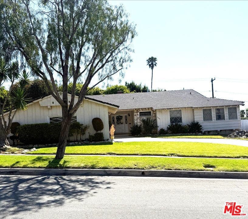 Property photo for 5404 S Corning Avenue, Los Angeles, CA
