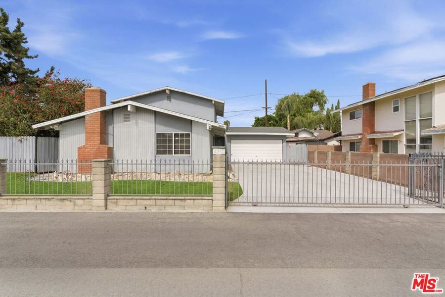 Property photo for 4242 Lavinia Avenue, Lynwood, CA