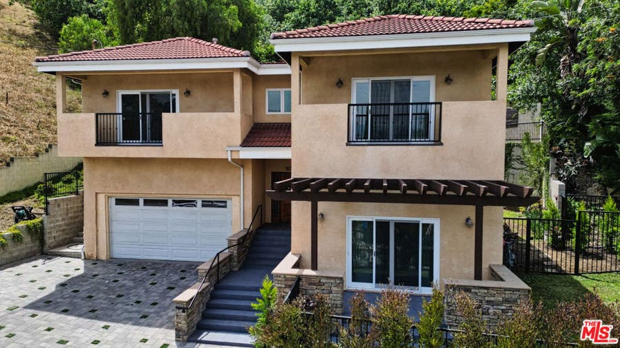 Property photo for 1630 Bridgeport Drive, Los Angeles, CA