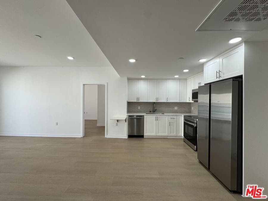 Property photo for 3977 Beverly Boulevard, #215, Los Angeles, CA