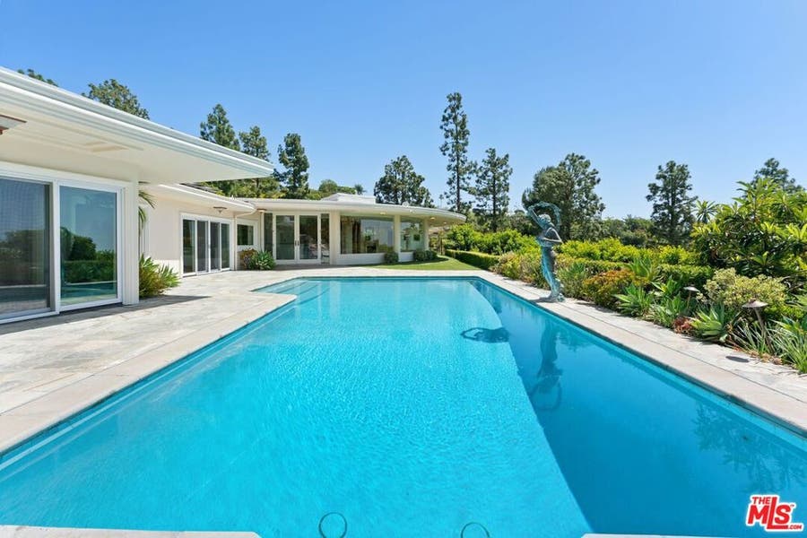 Property photo for 1725 Loma Vista Drive, Beverly Hills, CA