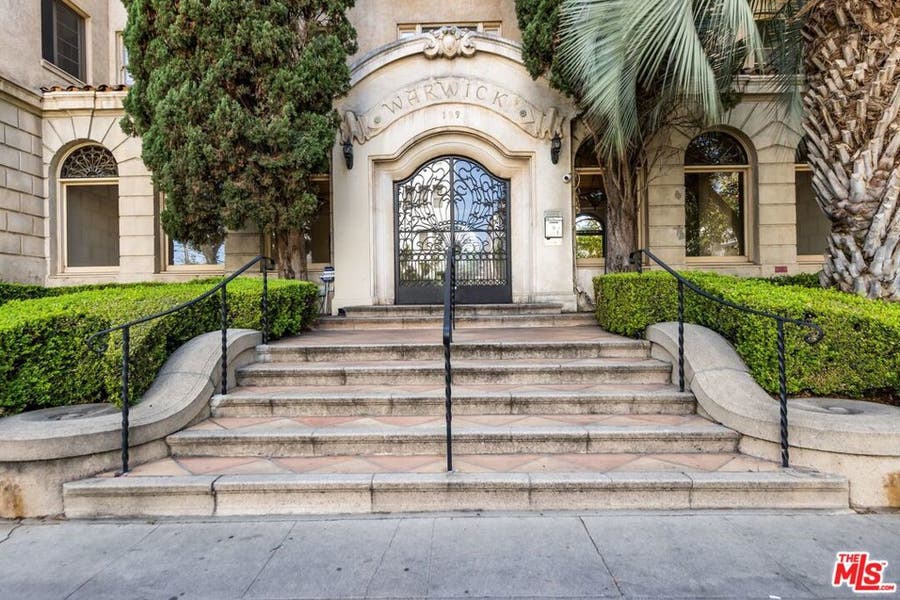 Property photo for 109 N Sycamore Avenue, #405, Los Angeles, CA