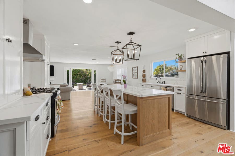Property photo for 7022 Lofty Grove Drive, Rancho Palos Verdes, CA