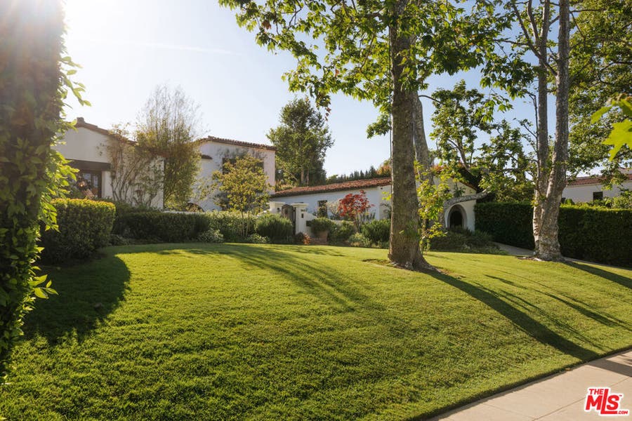 Property photo for 563 S Burlingame Avenue, Los Angeles, CA