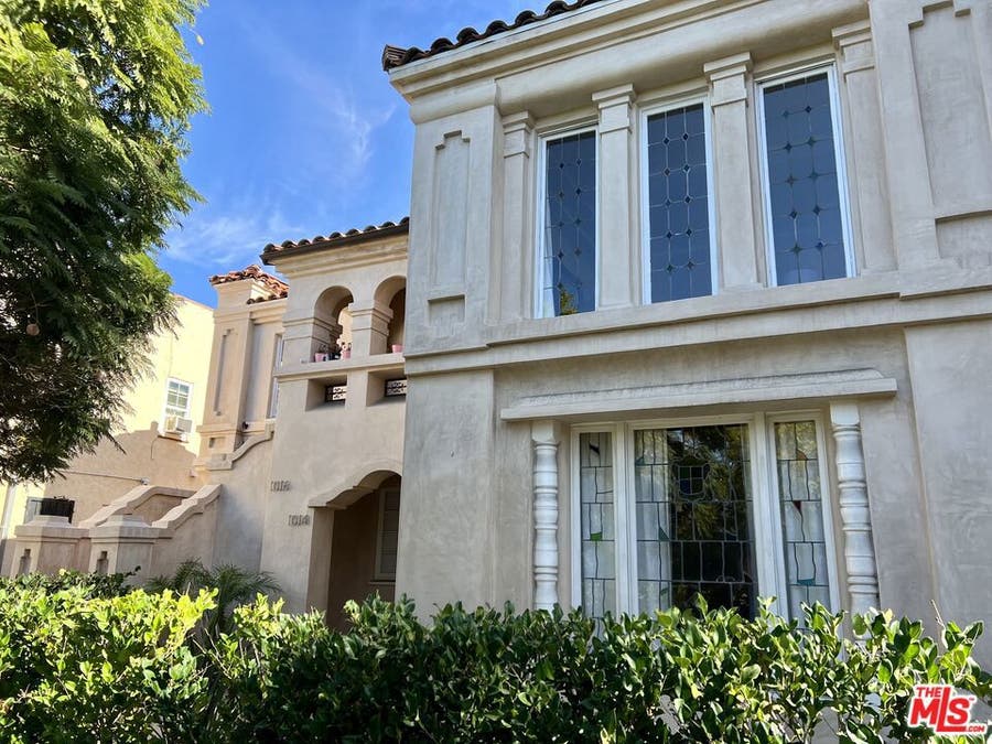 Property photo for 1014 Meadowbrook Avenue, Los Angeles, CA