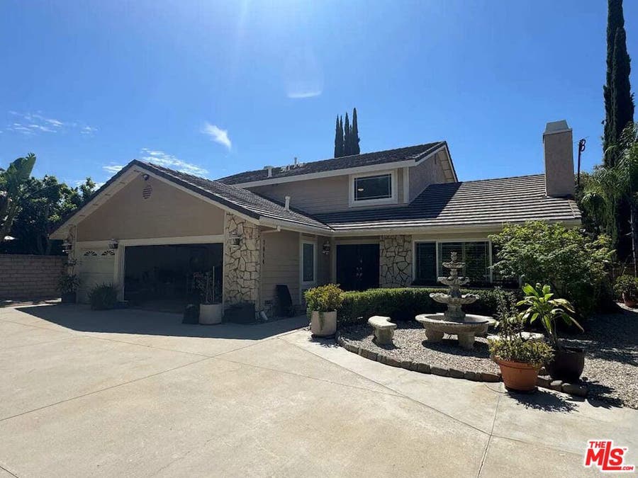 Property photo for 7814 Woodhall Avenue, Canoga Park, CA