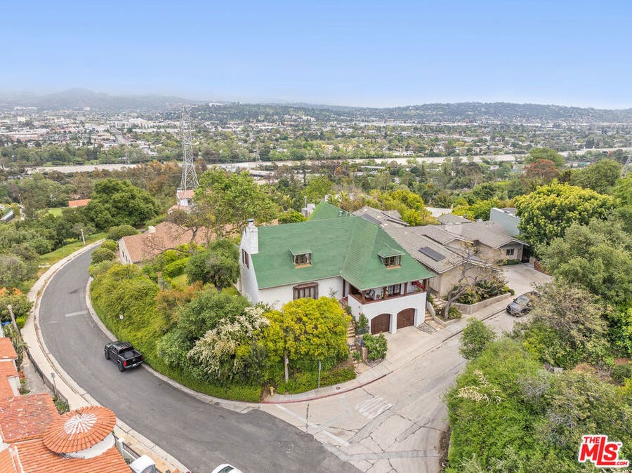Property photo for 3806 Carnavon Way, Los Angeles, CA