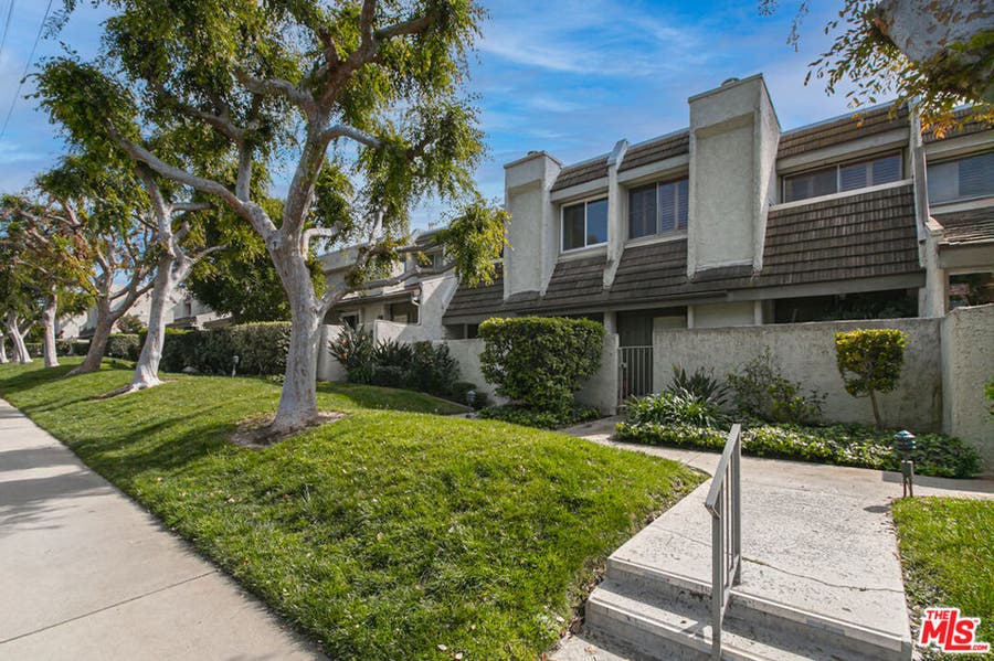 Property photo for 11868 Moorpark Street, #D, Studio City, CA