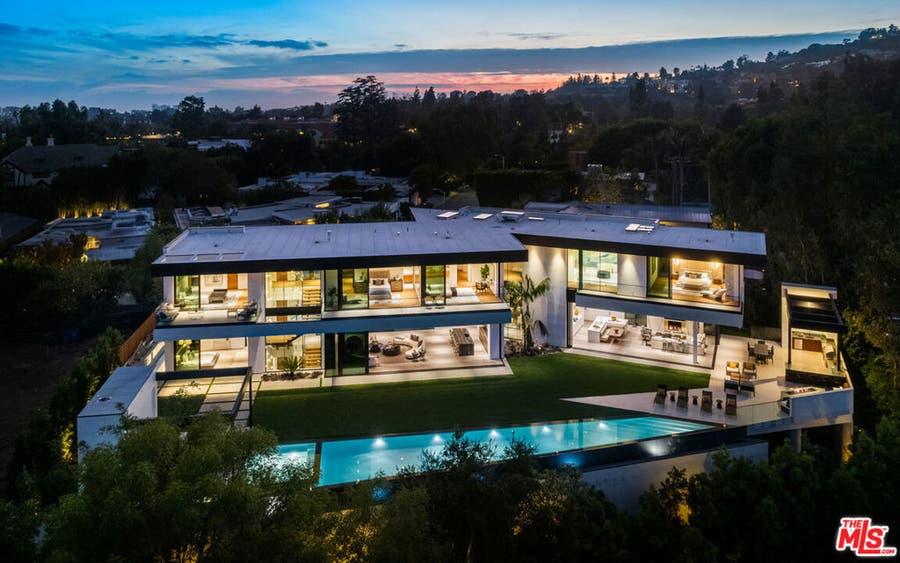 Property photo for 1130 Angelo Drive, Beverly Hills, CA