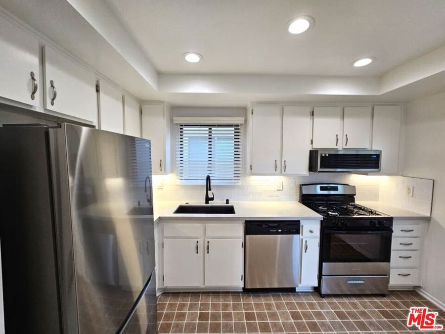 Property photo for 2349 S Bentley Avenue, #8, Los Angeles, CA