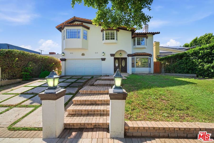 Property photo for 4115 Laurelgrove Avenue, Studio City, CA