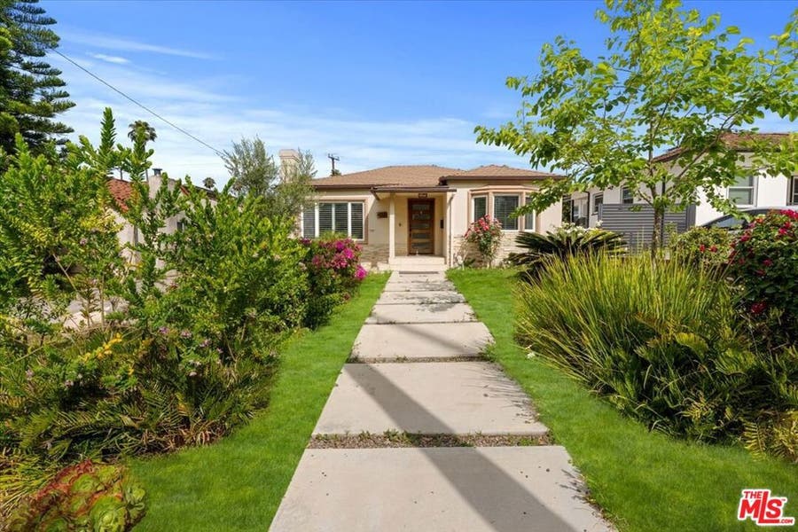 Property photo for 1361 Winchester Avenue, Glendale, CA