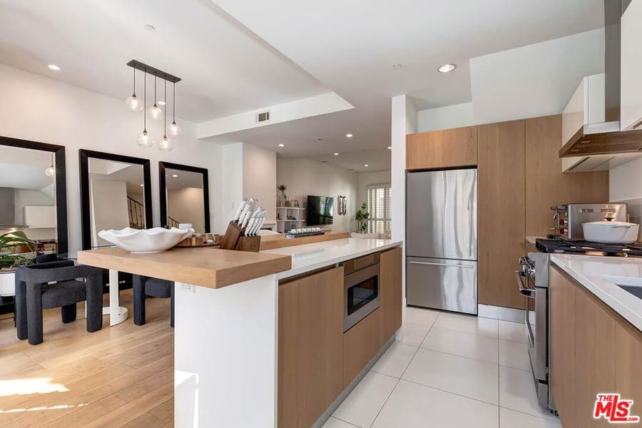 Property photo for 841 Westmount Drive, #116, West Hollywood, CA