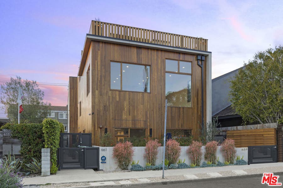 Property photo for 661 Broadway Street, Venice, CA