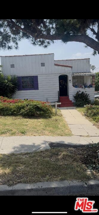 Property photo for 900 E 65th Street, Inglewood, CA