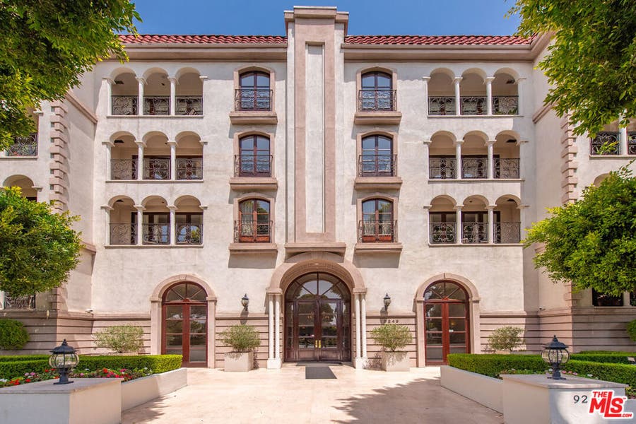Property photo for 9249 Burton Way, #305, Beverly Hills, CA