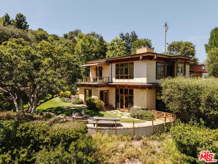 Property photo for 665 Sky Line Trail, Topanga, CA