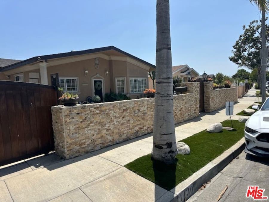 Property photo for 1130 E 66th Street, Inglewood, CA