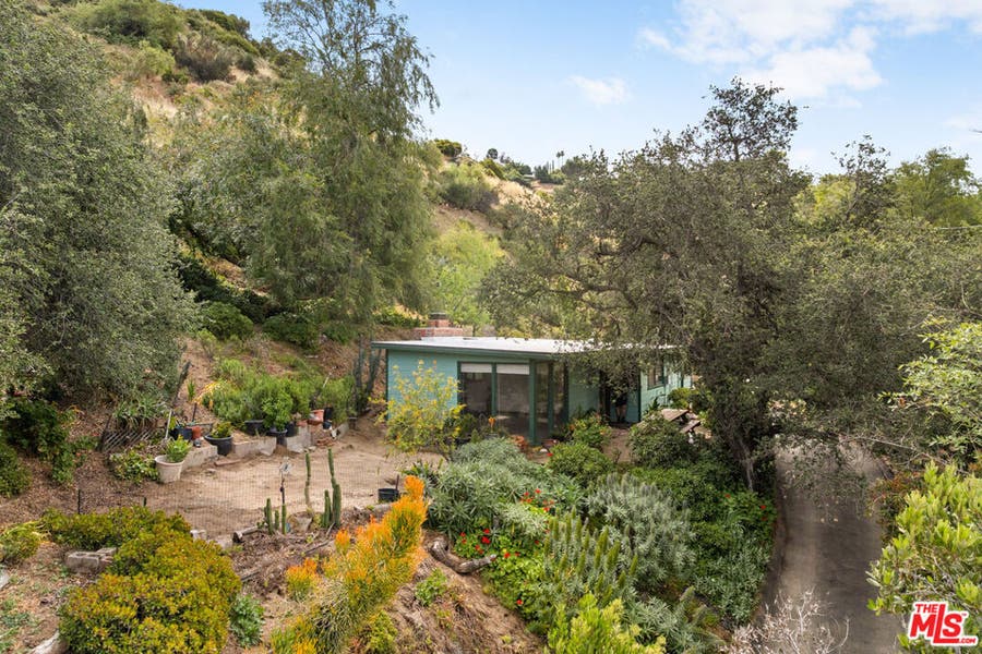 Property photo for 9738 Commerce Avenue, Tujunga, CA