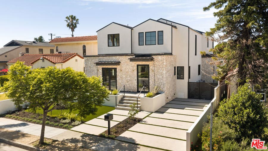 Property photo for 2137 Ashland Avenue, Santa Monica, CA