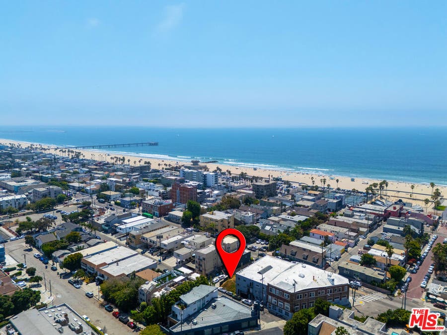 Property photo for 1816 Pacific Avenue, Venice, CA