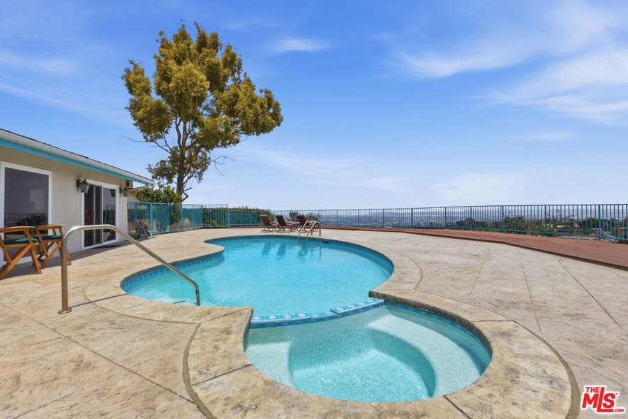 Property photo for 27138 Diamondhead Lane, Rancho Palos Verdes, CA