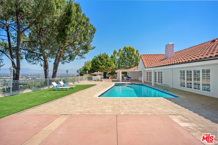 Property photo for 4159 Regal Oak Drive, Encino, CA
