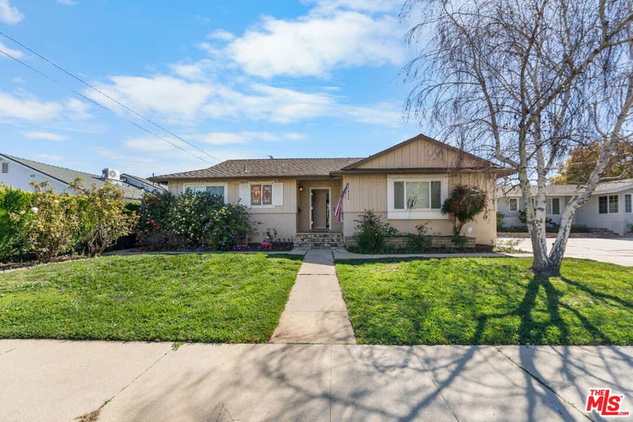 Property photo for 23032 Mobile Street, West Hills, CA