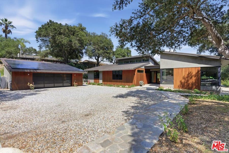 Property photo for 3860 Madison Road, La Canada Flintridge, CA