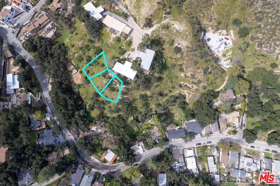 Property photo for 9631 Oak Bend Dr, Tujunga, CA