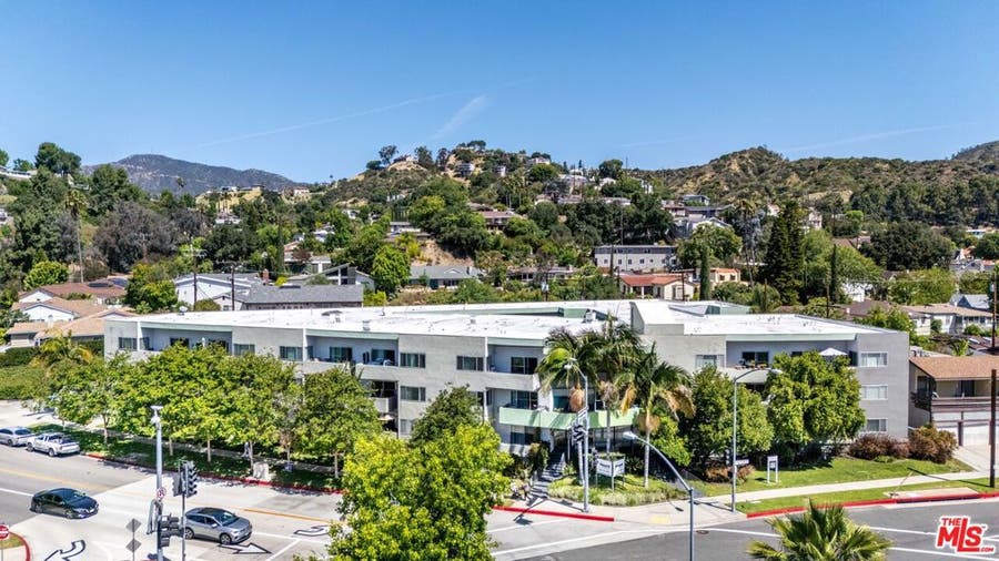 Property photo for 1595 E Chevy Chase Drive, Glendale, CA