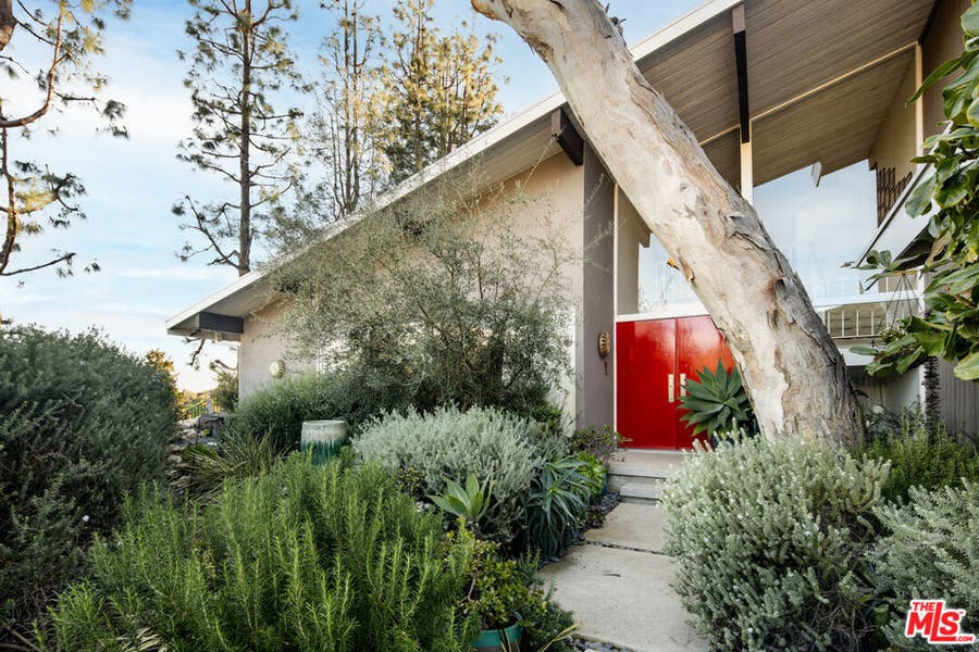 Property photo for 2419 Banyan Drive, Los Angeles, CA