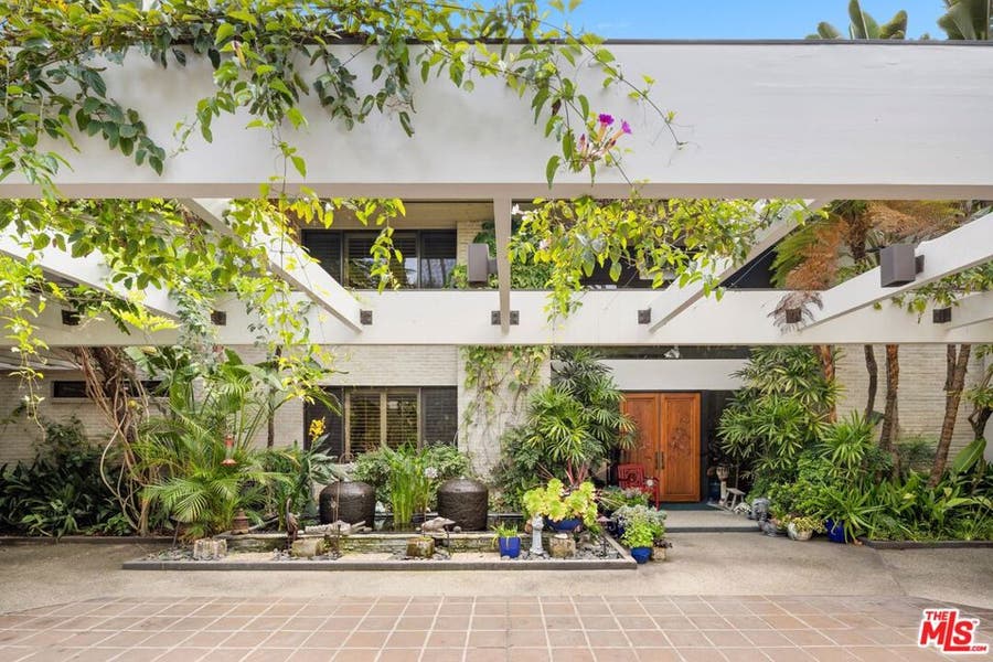 Property photo for 715 N Beverly Drive, Beverly Hills, CA