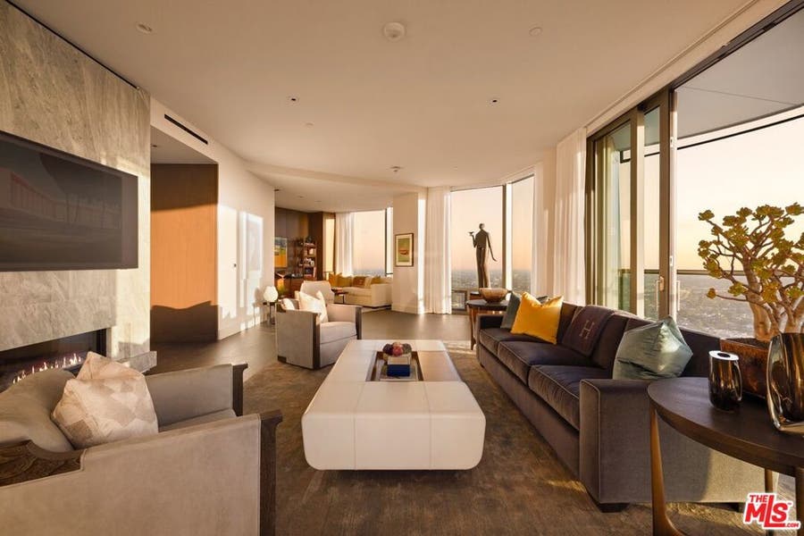 Property photo for 211 W Elm Court, #28A, Los Angeles, CA