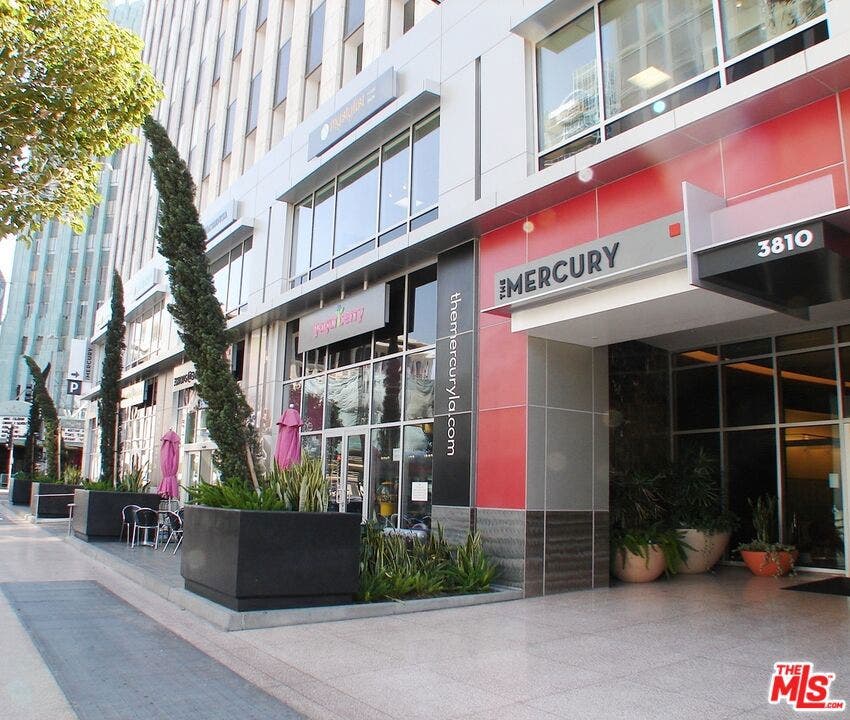 Property photo for 3810 Wilshire Boulevard, #1001, Los Angeles, CA