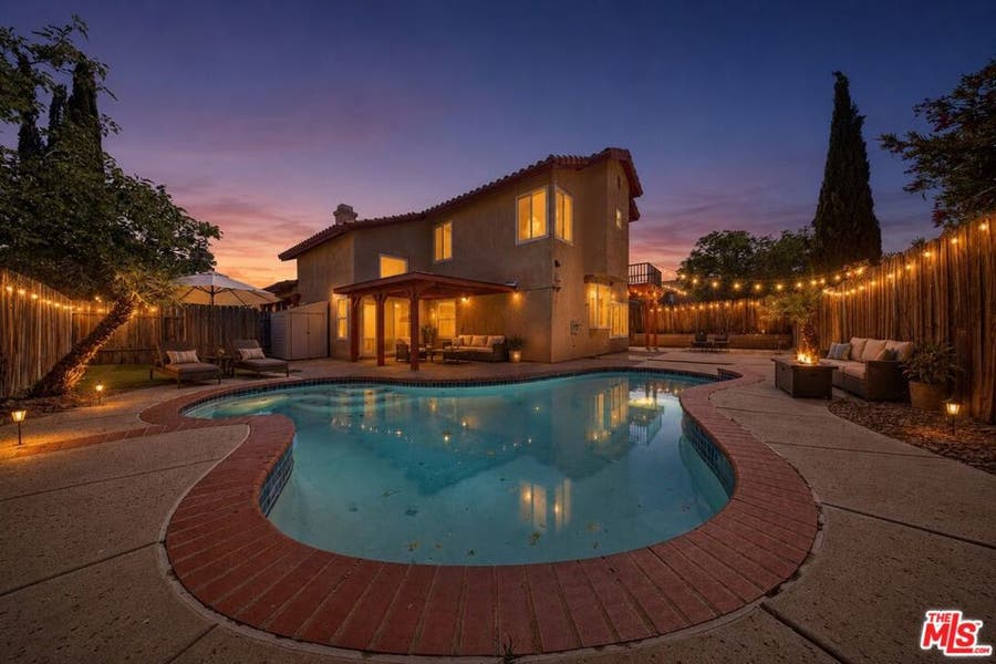 Property photo for 337 Morningside Terrace, Palmdale, CA