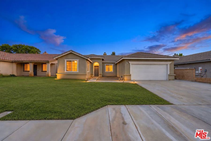 Property photo for 6304 Starview Drive, Lancaster, CA