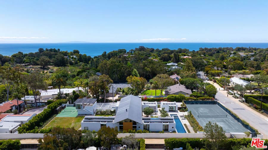 Property photo for 6728 Wildlife Road, Malibu, CA