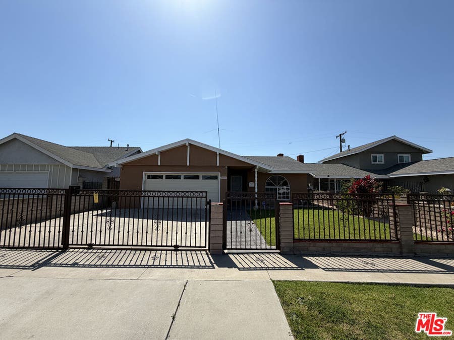 Property photo for 24823 Island Avenue, Carson, CA