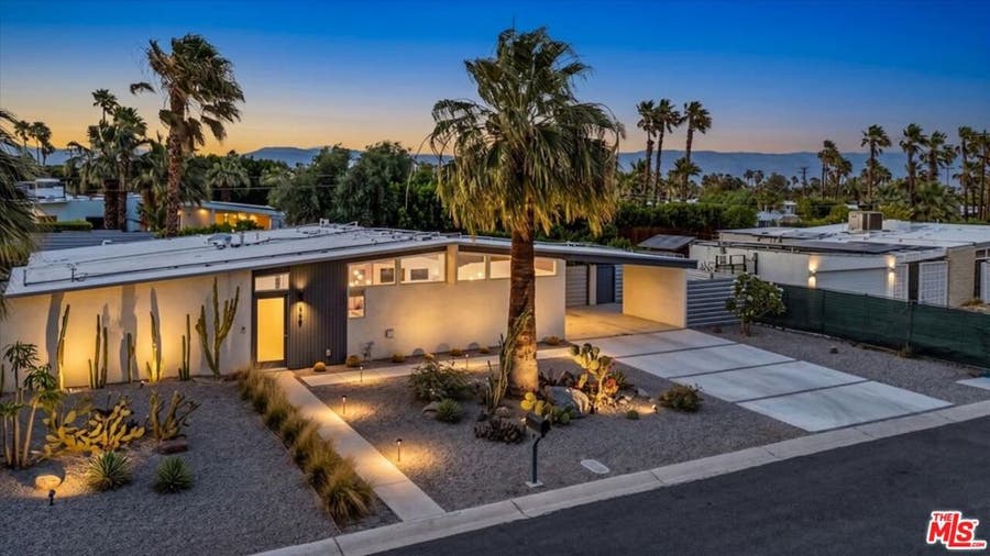 Property photo for 450 E Laurel Circle, Palm Springs, CA