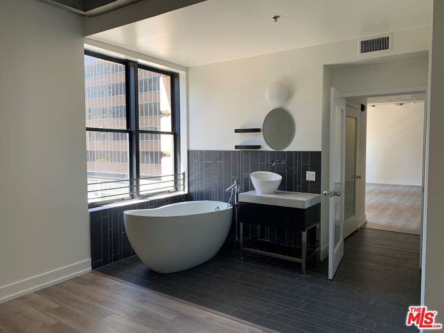 Property photo for 727 W 7th Street, #614, Los Angeles, CA
