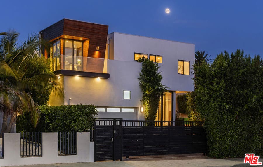 Property photo for 932 N Crescent Heights Boulevard, Los Angeles, CA
