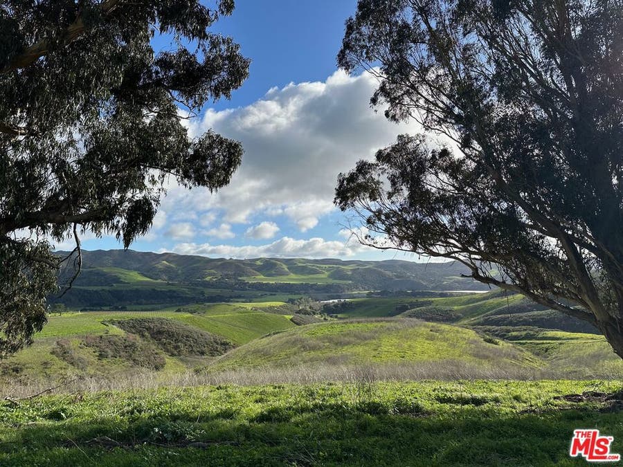 Property photo for 4695 Sweeney Road, Lompoc, CA