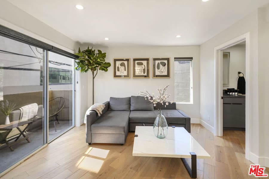 Property photo for 4139 Cahuenga Boulevard, #106, North Hollywood, CA
